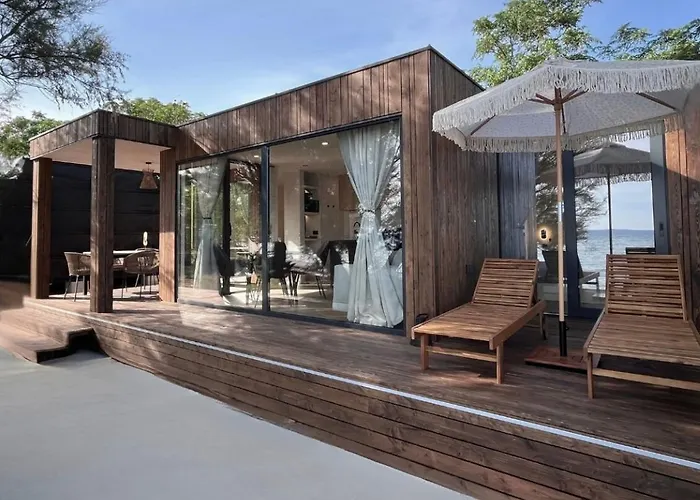 10Gardens Premium Mobile Homes With Private Jacuzzi & Sauna By Oiko Collection