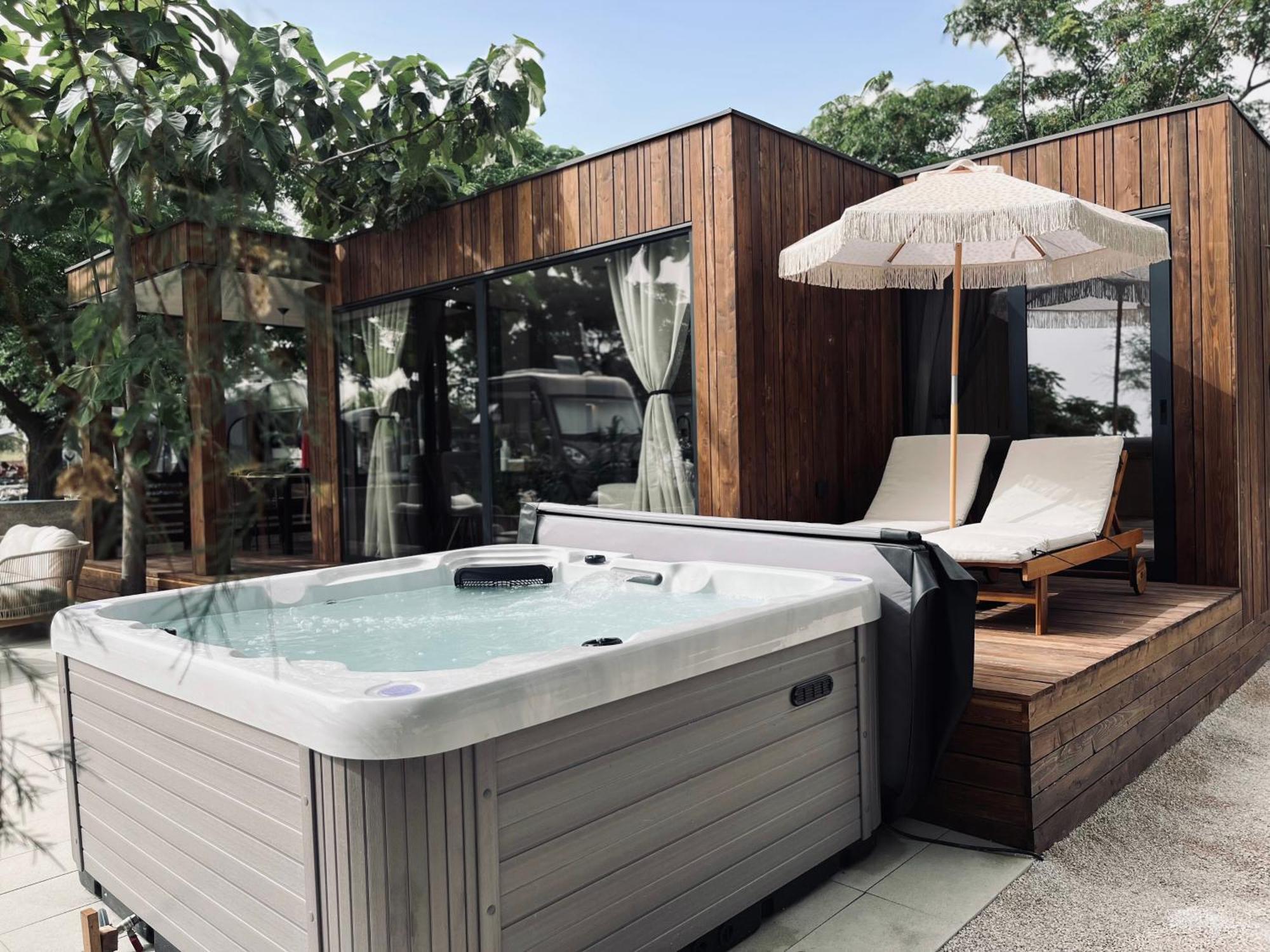 Ferienhaus 10gardens Premium Mobile Homes With Private Jacuzzi & Sauna By Oiko Collection Privlaka (Zadar)